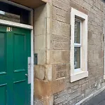 Edinburgh Central Apartment